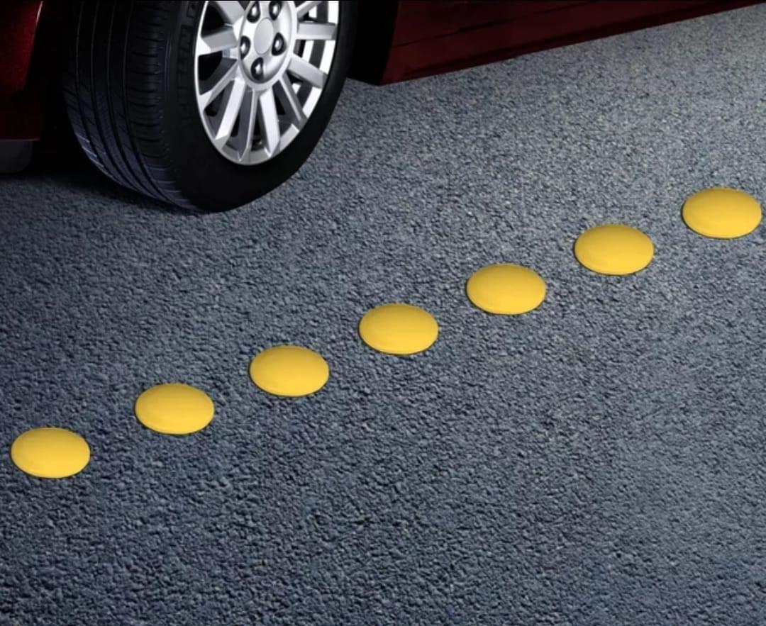 ⁦Ceramic road marker⁩ - الصورة ⁦1⁩